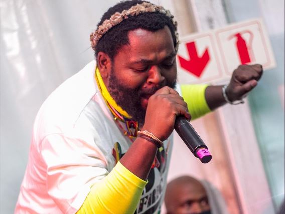 Sjava announces his first official single after a year